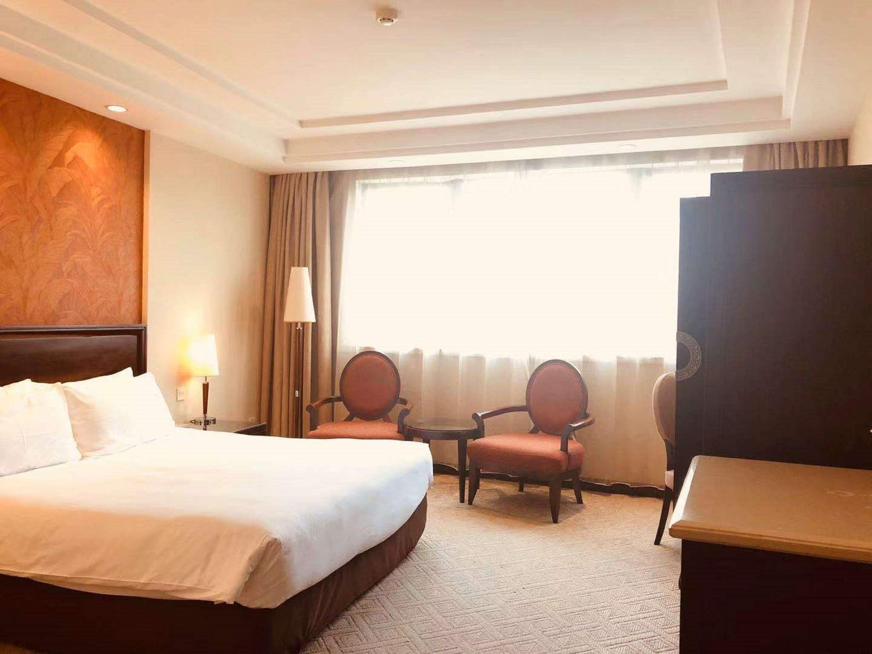 Hotel Madison Shanghai Hongqiao Extérieur photo